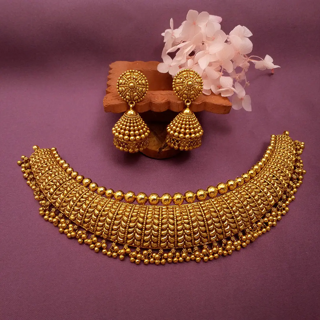 Royale Choker Gold Necklace