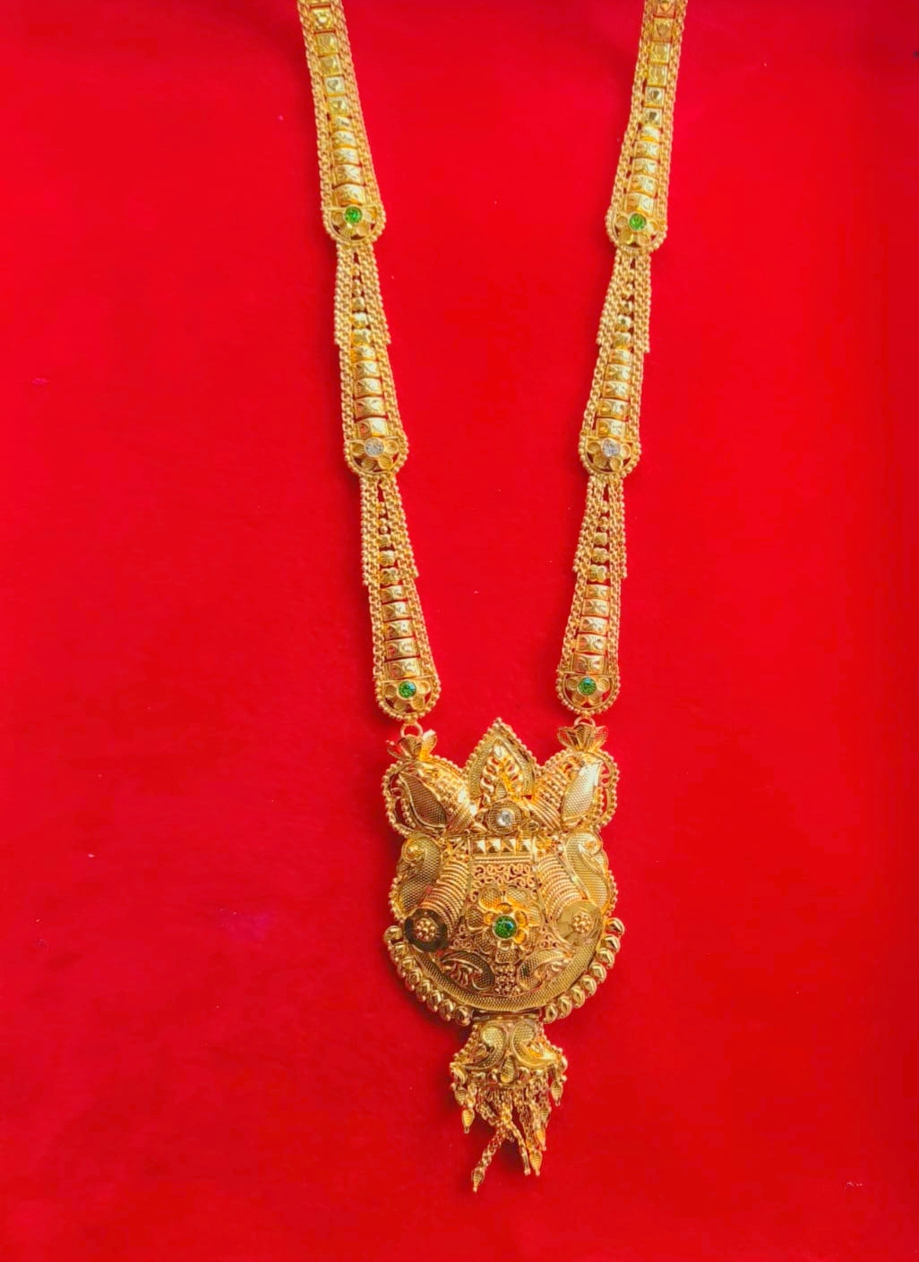 Rani har Necklaces
